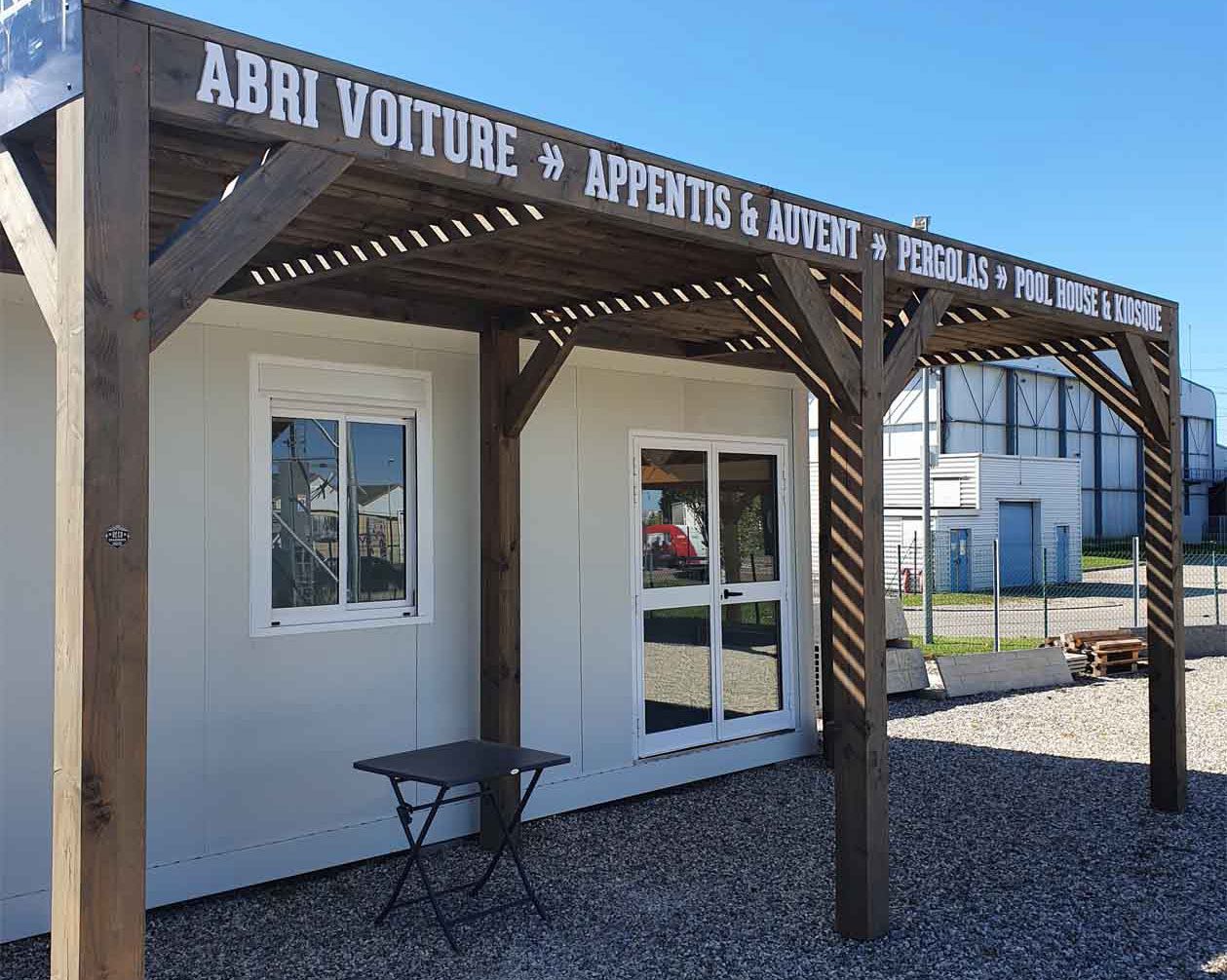 Showroom-rhone-nord-isere Pergola en bois aux Mont d'Or avec Déco Charpente